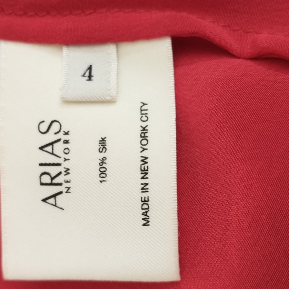 Arias 100%silk red blouse size small - Picture 12 of 12